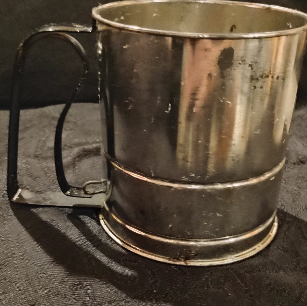 ANTIQUE 50 - 60"s ANDROCK 3 SCREEN ONE HANDED FLOUR SIFTER IN WORKING ORDER! - Picture 3 of 10